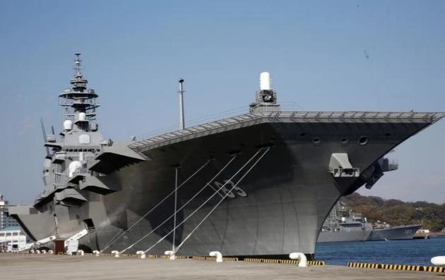 Izumo: Η Ιαπωνία θέλει να το μετατρέψει σε «αεροπλανοφόρο» για τα επερχόμενα F-35 (εικόνες)